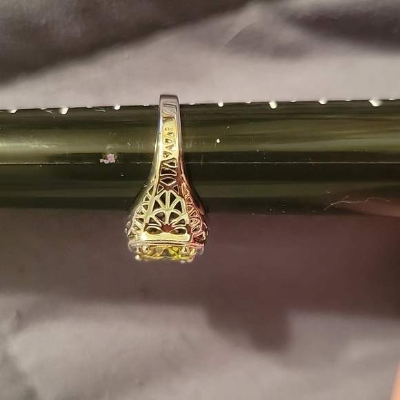 Yellow Stone Ring - Picture 5 of 7